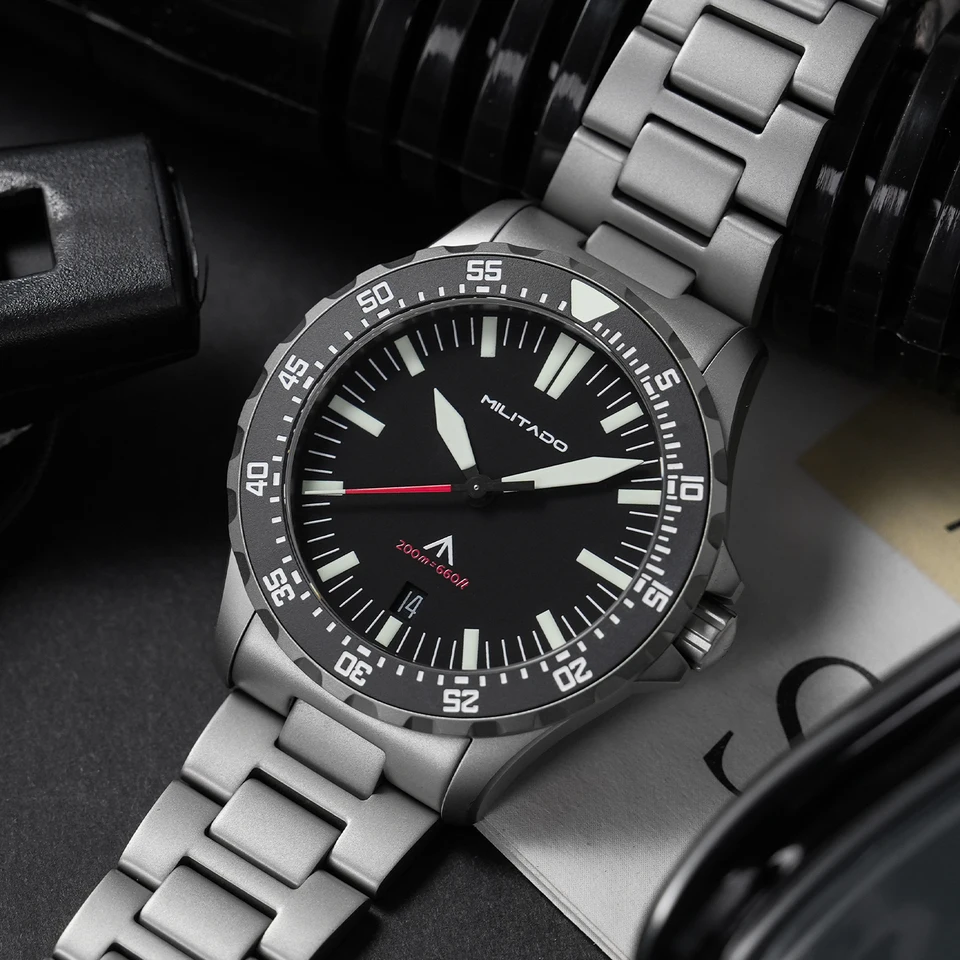 Militado 新しい ML16 39 ミリメートルダイブウォッチサファイア