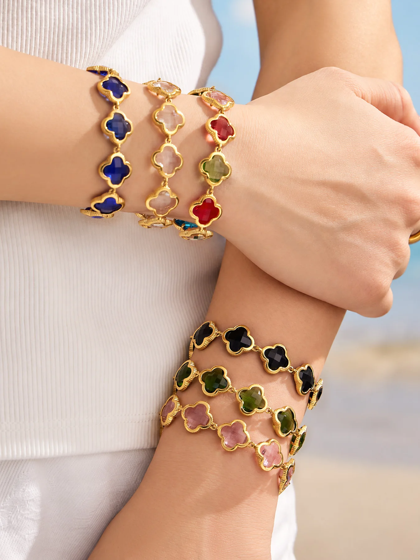 Facettierter Glasstein 4-Blatt-Blumen-Halskette Armband Ohrringe 18k Vergoldeter Edelstahl 3-teiliges Kleeblatt-Schmuckset für Damen – Detail 11