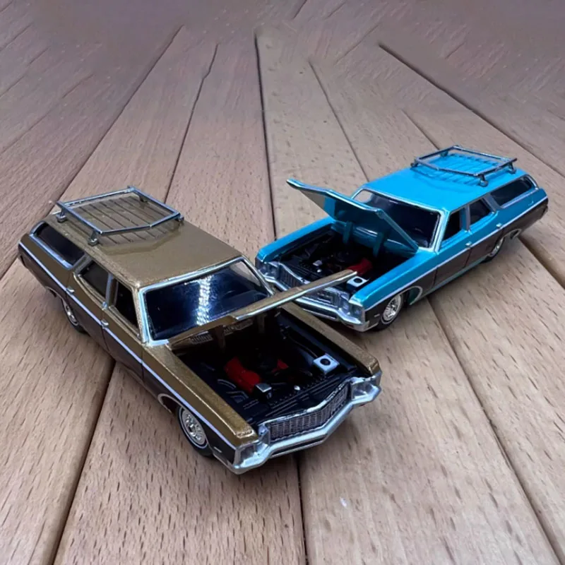 

Greenlight Diecast 1:64 Scale 1970 Kingswood Estate/1964 Pontiac Alloy Car Model Classics Adult Souvenir Gift Static Display