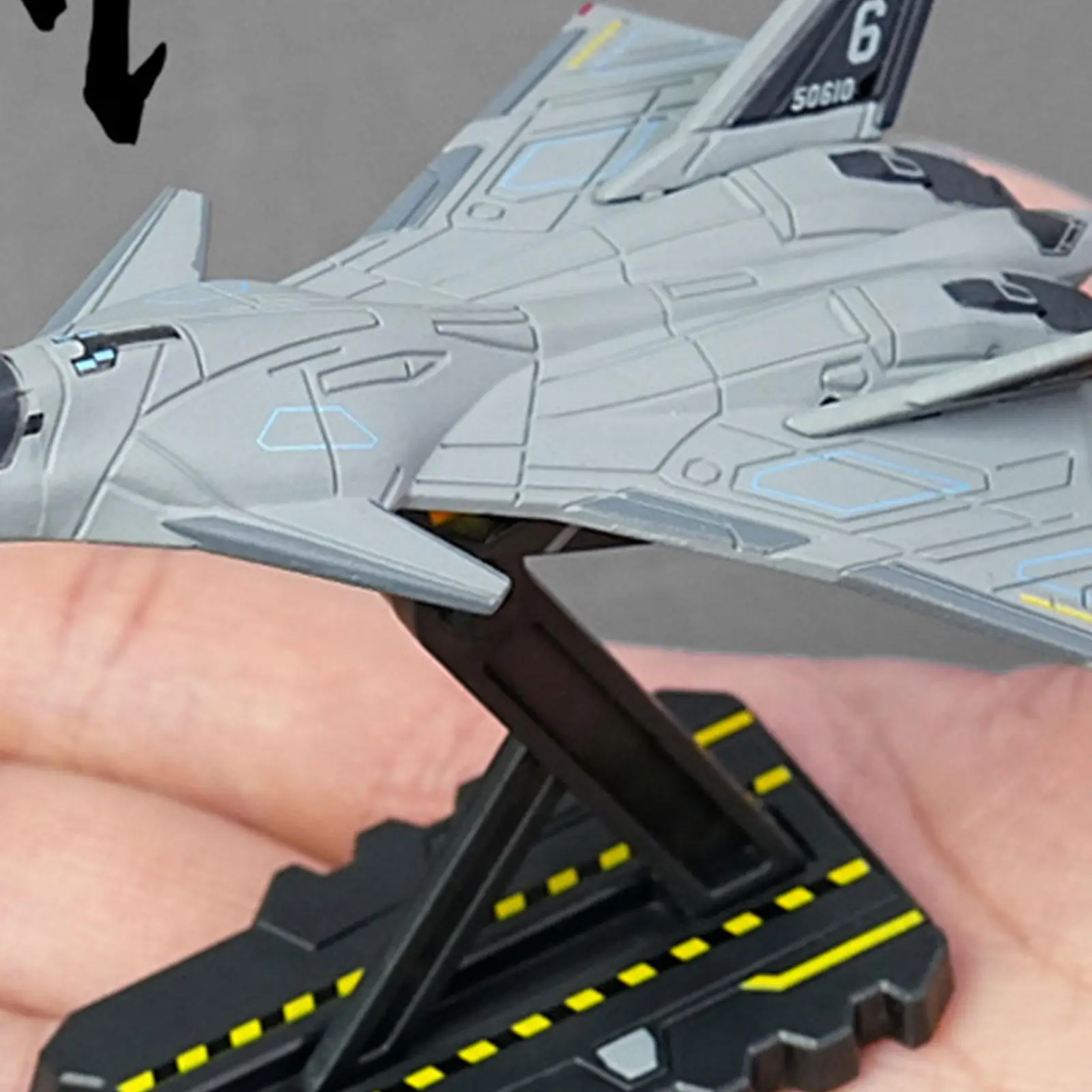 1:200 Airplane Model with Display Stand Alloy Aircraft Model Birthday Gift Ornament Souvenir Diecast Plane Model for Cafe Bar