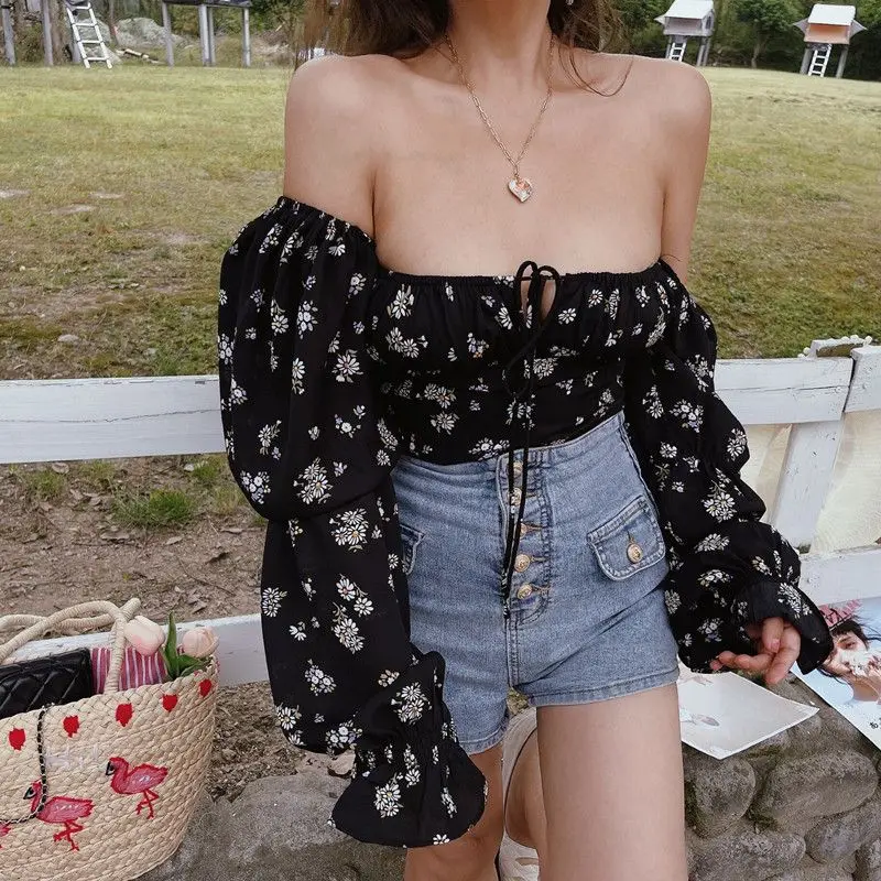 2024 Spring/Summer Large French Retro Square Neck Lantern Sleeves Long Sleeved Shirt Slim Fit Chiffon Top