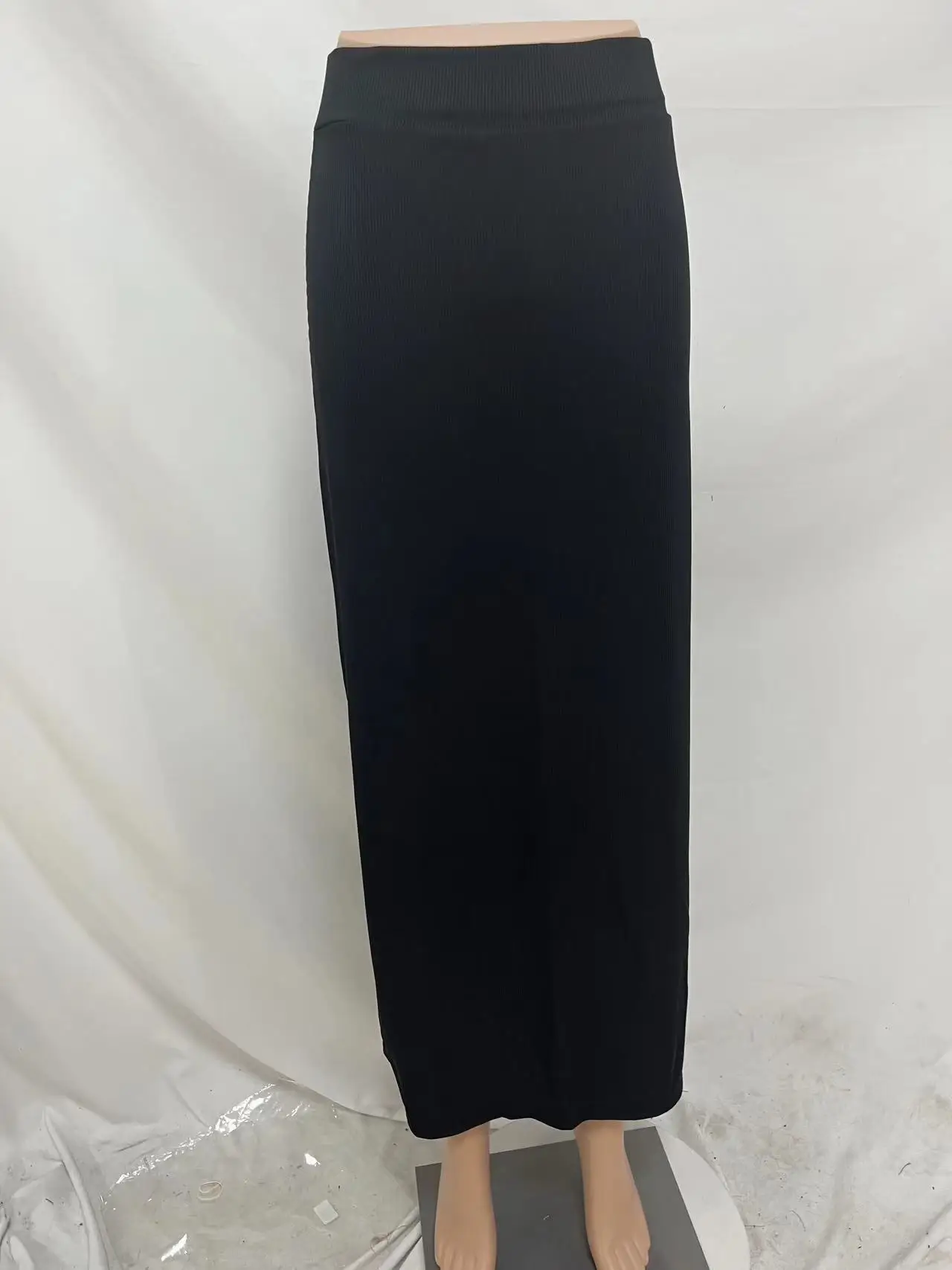 2026 Women's Red Professional High Waist Long Pencil Skirt, Slim-Fit Black Hip-hugging Skirt for Office Commute