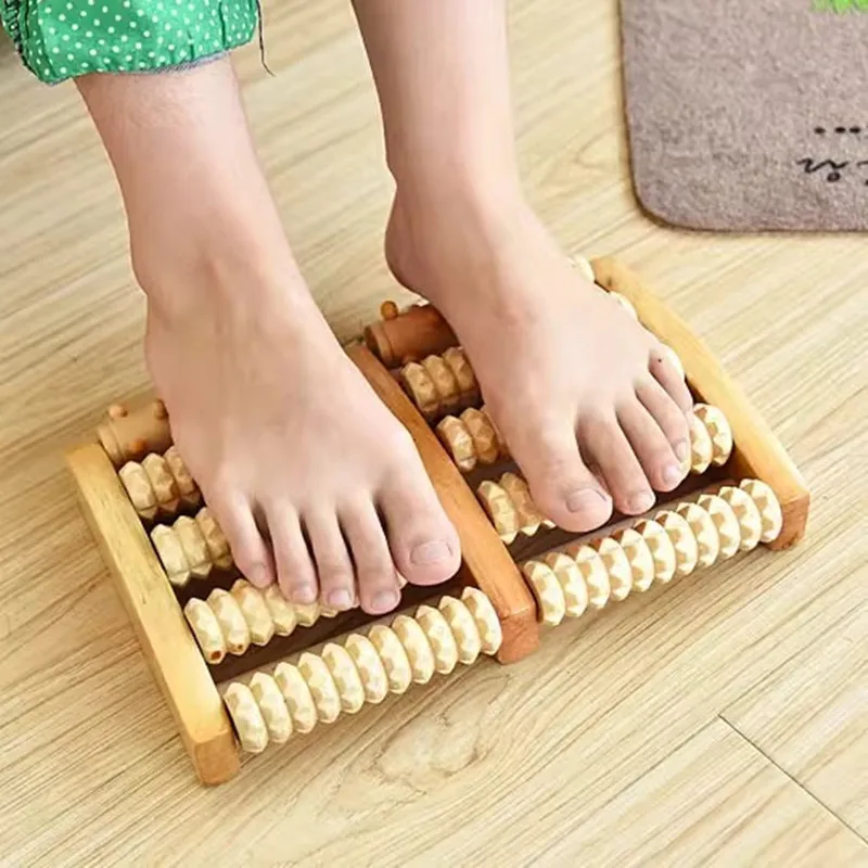 Rouleau de massage des pieds en bois, conception à double commande, portable pour usage domestique, outil de soin des pieds pour toutes les saisons