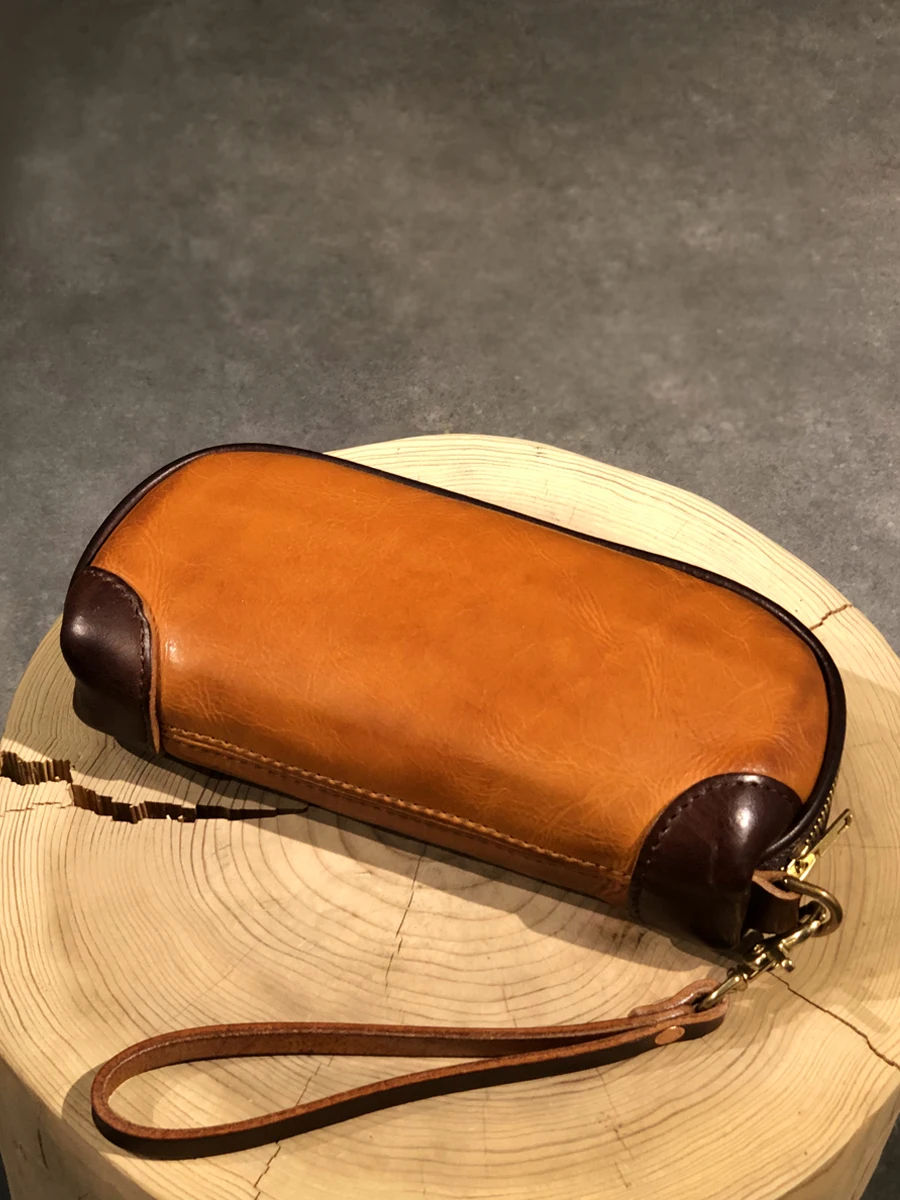 

2025 New Designer Cow Leather Men's Clutch Bag Leisure Fashion Phone Bag Contrast Color Genuine Leather Clutch Bag With Strap 45