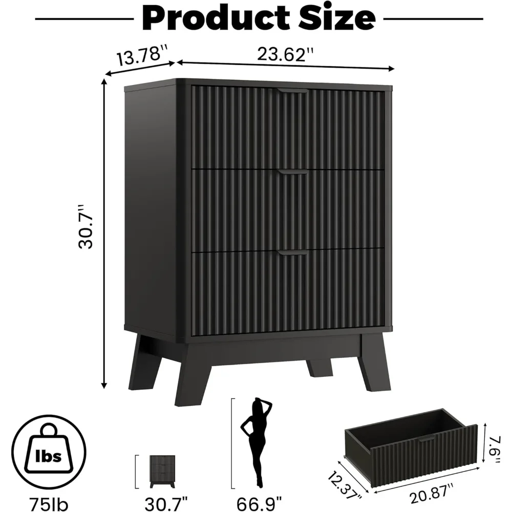 منضدة خشبية مخددة حديثة بثلاثة أدراج من منتصف القرن مع مقابض معدنية، مجموعة طاولة بجانب السرير ونهاية