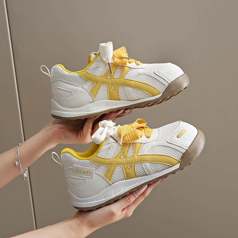 

2025 новая модная повседневная спортивная сетчатая обувь с низким берцем и большой головкой, универсальная дышащая модная летняя женская детская обувь
