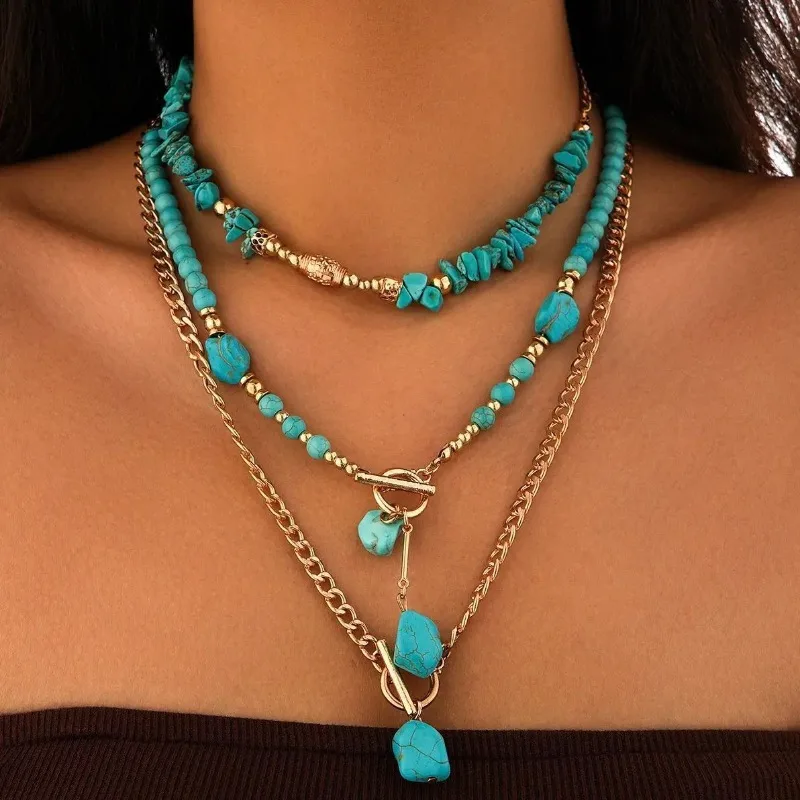 4 Kinds Vintage Style 3-Piece Set Acrylic Faux Turquoise Bull Head Pendant Layered Beaded Necklace Set for Daily and Party