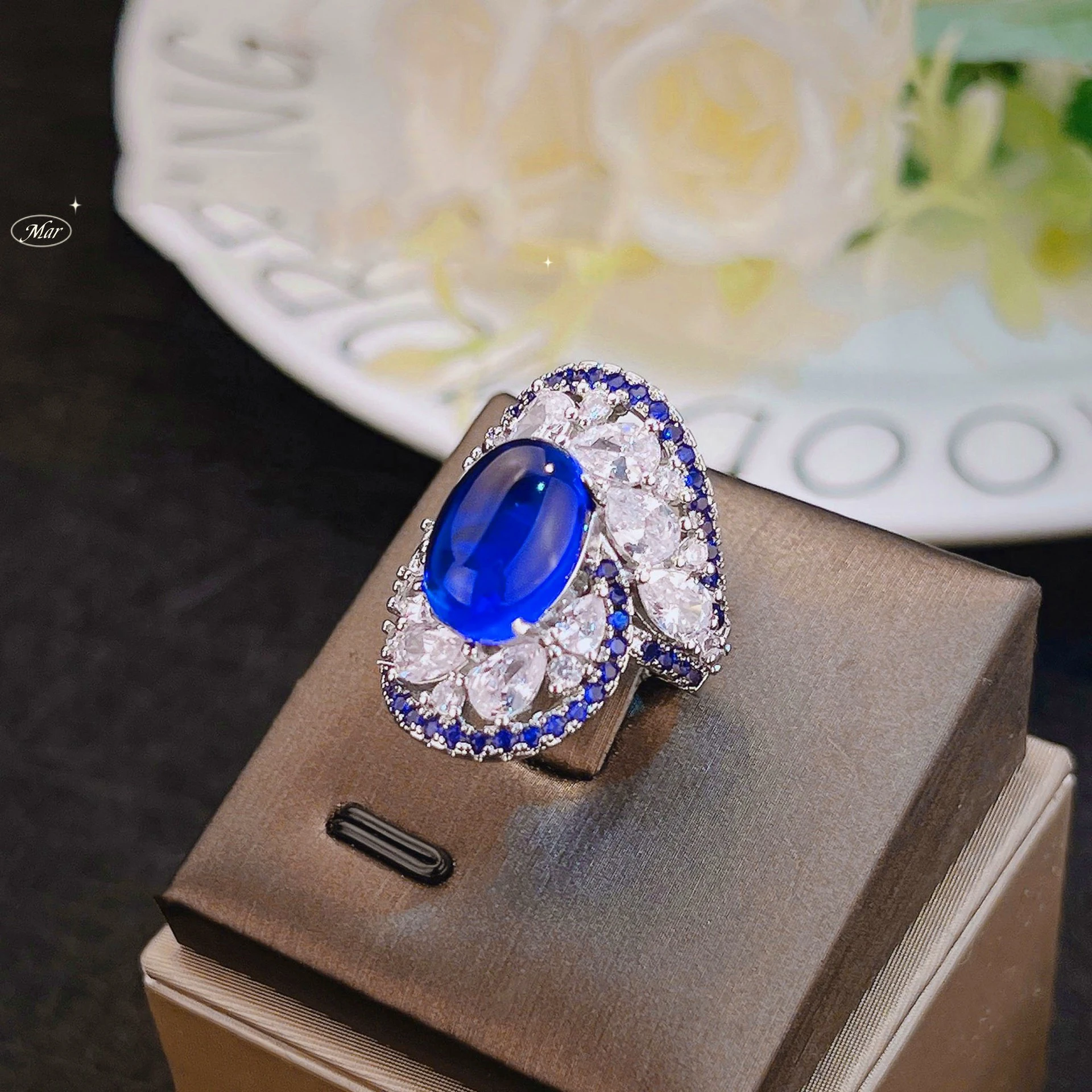 New Oval Hemisphere Sapphire Blue Topaz Gemstone Charm Women Girls Jewelry Gifts Ring Silver Color