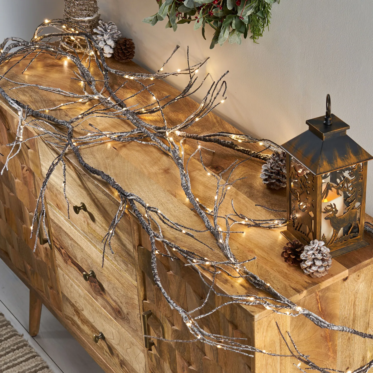 

18FT PAPER GARLAND WITH LED LIGHTS