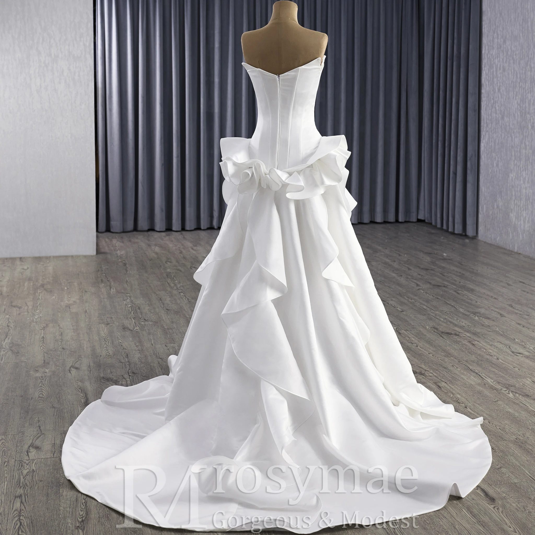 Rosymae V-hals satijnen trouwjurk Unieke ruches rok bruidsjurk voor elegante bruid brautkleid