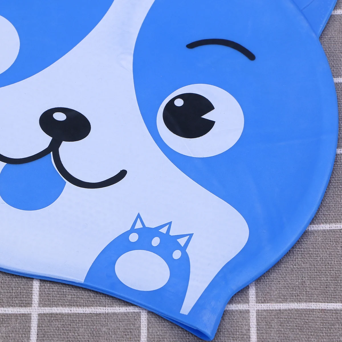 

2Pcs Cartoon Silicone Swimming Cap for Kids Unisex Waterproof Lightweight Comfortable Cartoon Fish Design for Boys Girls Dark