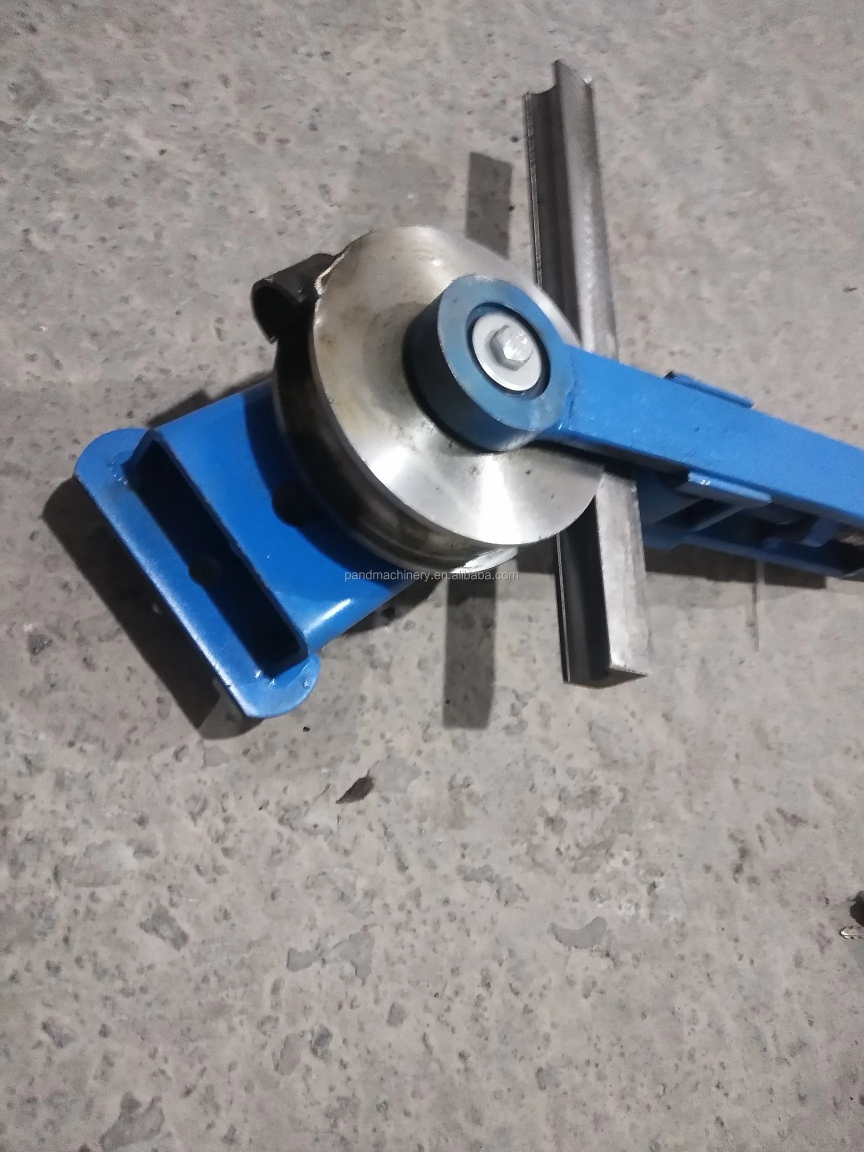 เครื่องดัดท่อแบบพกพาขนาด 1 นิ้ว 25 มม.