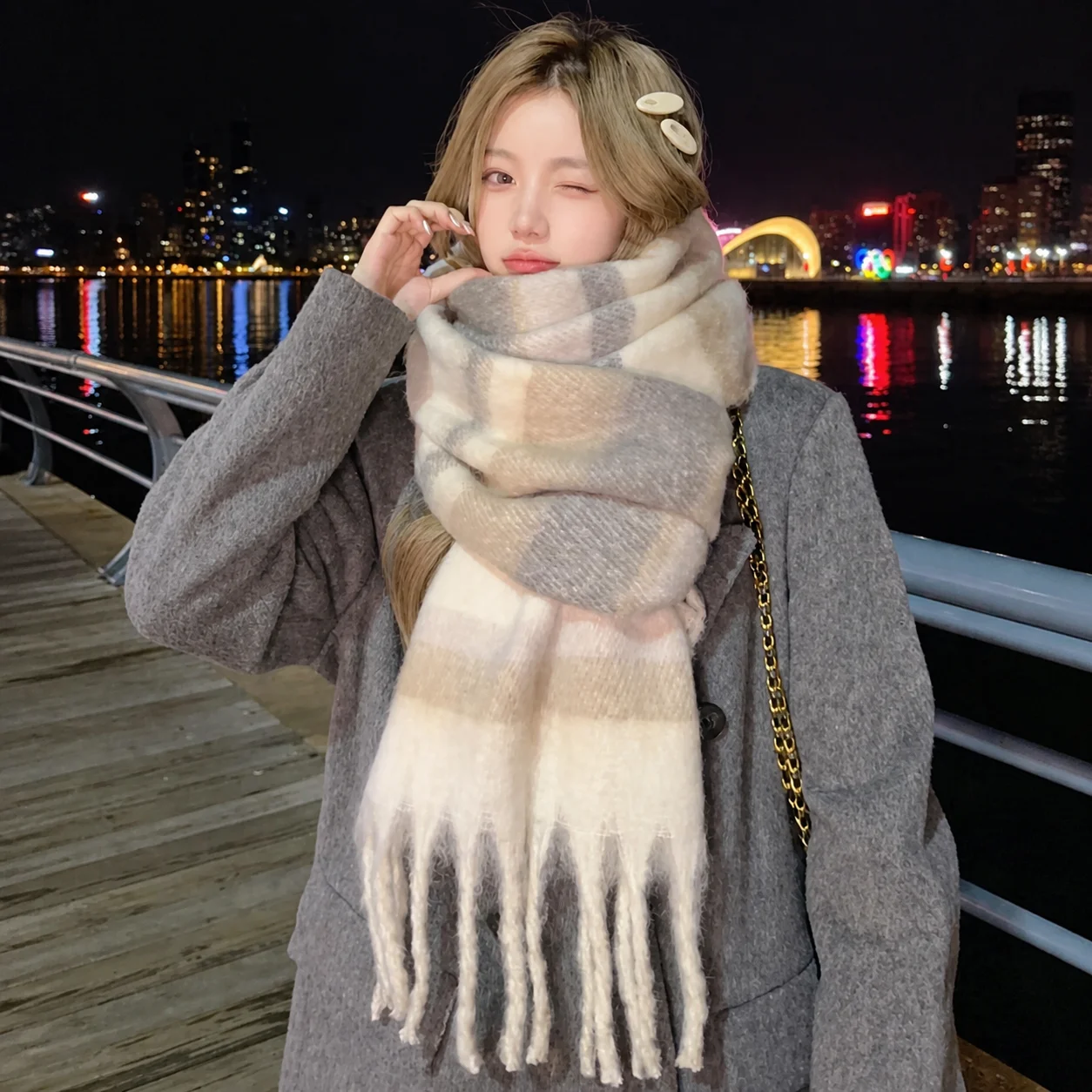 Women Scarf Versatile Check Scarf Fringe Scarf Soft For Couples Dating Photo Shooting
