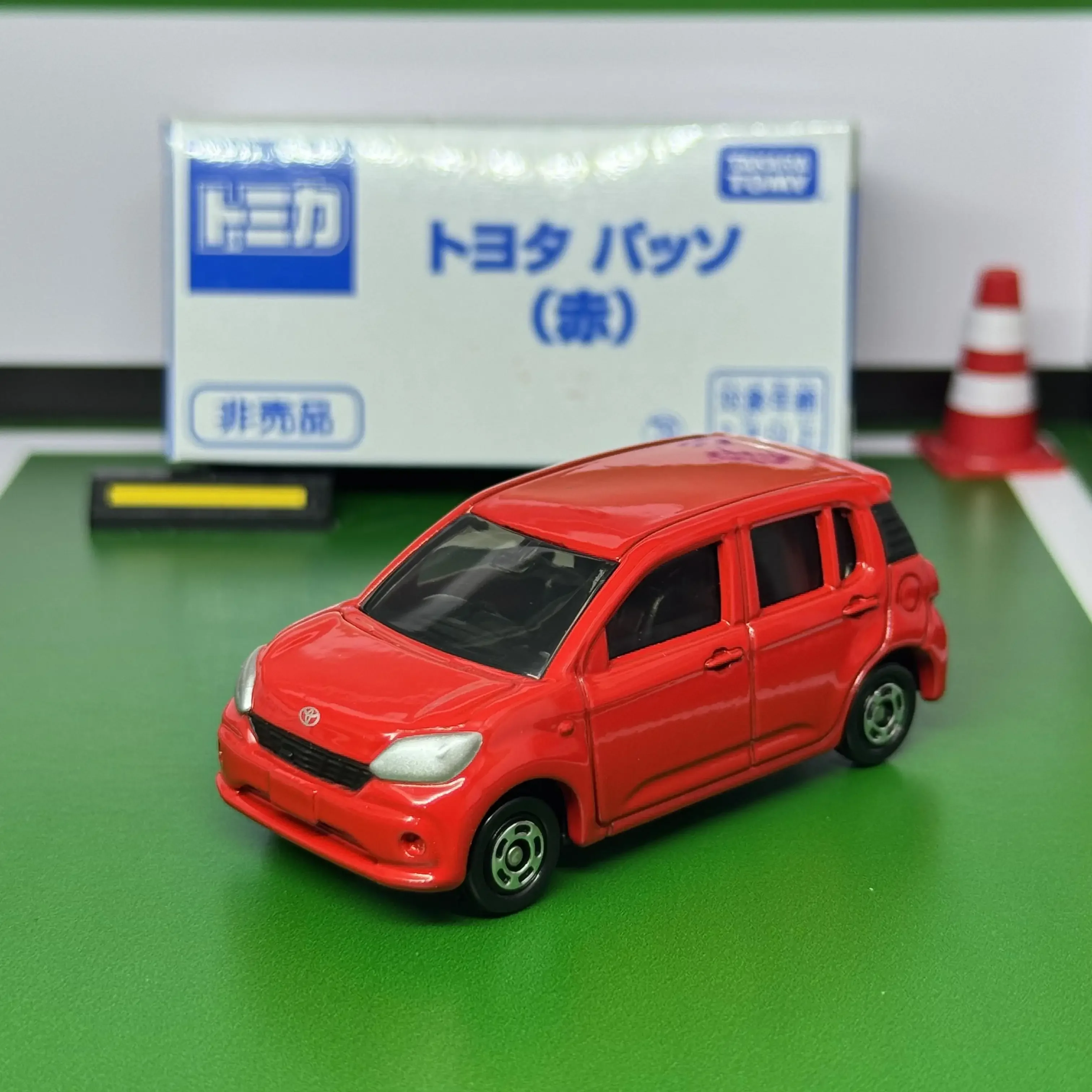 Takara Tomy Tomica Limited Prize Draw Model No. 78 Phoenix Toyota Bread Van Children Christmas Gifts Boy Toys