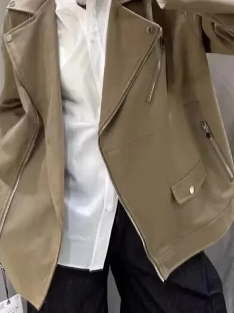 HH المرأة 2025 الخريف موضة جديدة الجلد المدبوغ الملمس تأثير دراجة نارية معطف الإناث شارع العليا عادية سستة جيب سترة Mujer
