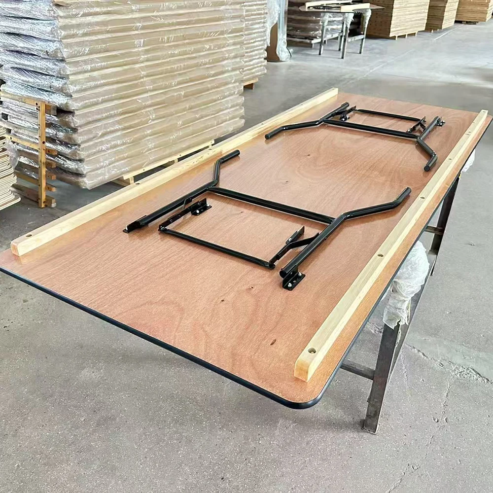 High Quality Metal Foldable Table Furniture Wedding Table for Sale
