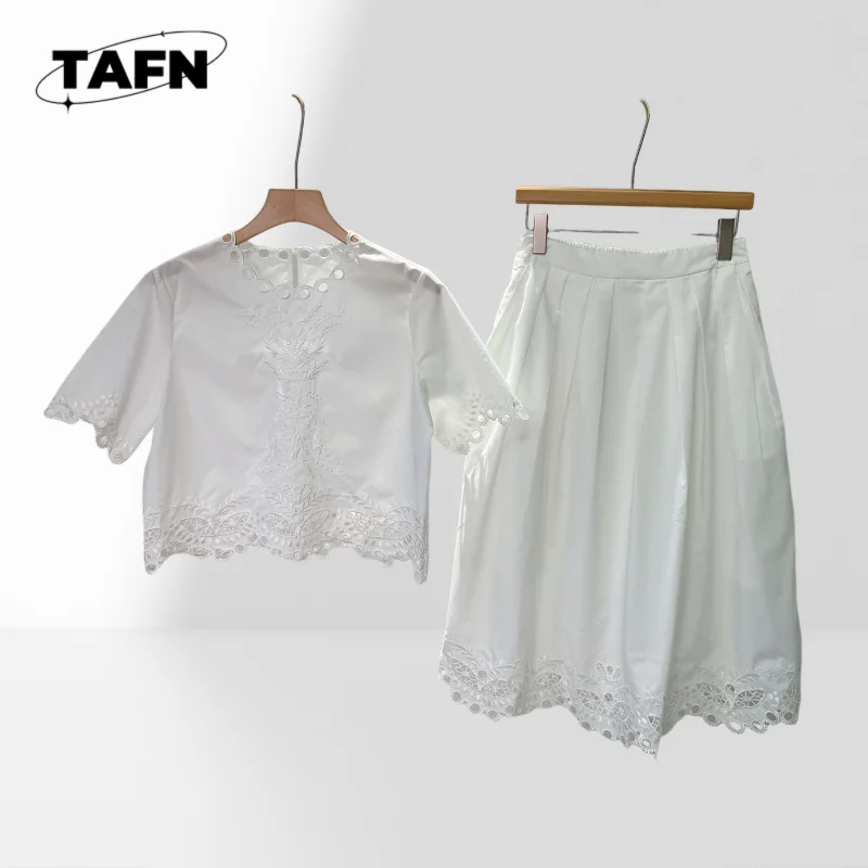 

25. длинная юбка с короткими рукавами и вышивкой на люверсах, красивый темпераментный тренд, весенние костюмы для женщин AG1519