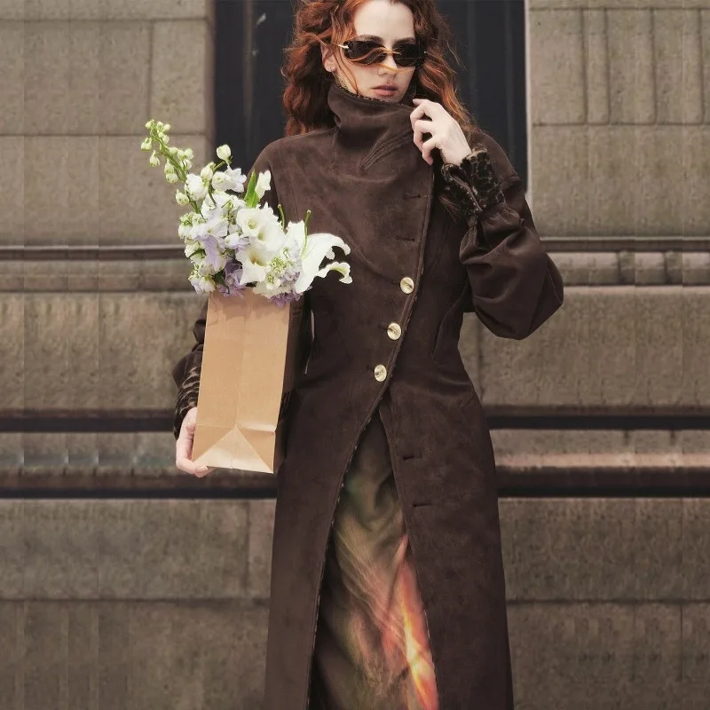 

Women's Autumn and Winter Leopard Print Suede Windbreaker with Design Sense, Slim Fit, Windproof, Heavy-duty Coat