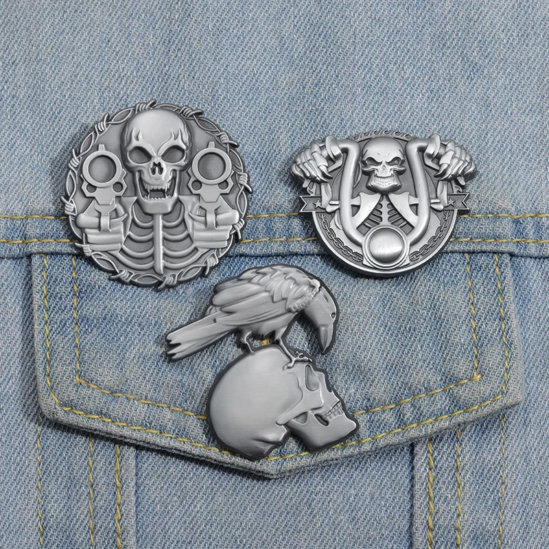 Retro Skeleton Eagle Pins Badges Punk Motorcycle Brooches Gifts Friends Accessories Backpack Hat Decoration Jewelry
