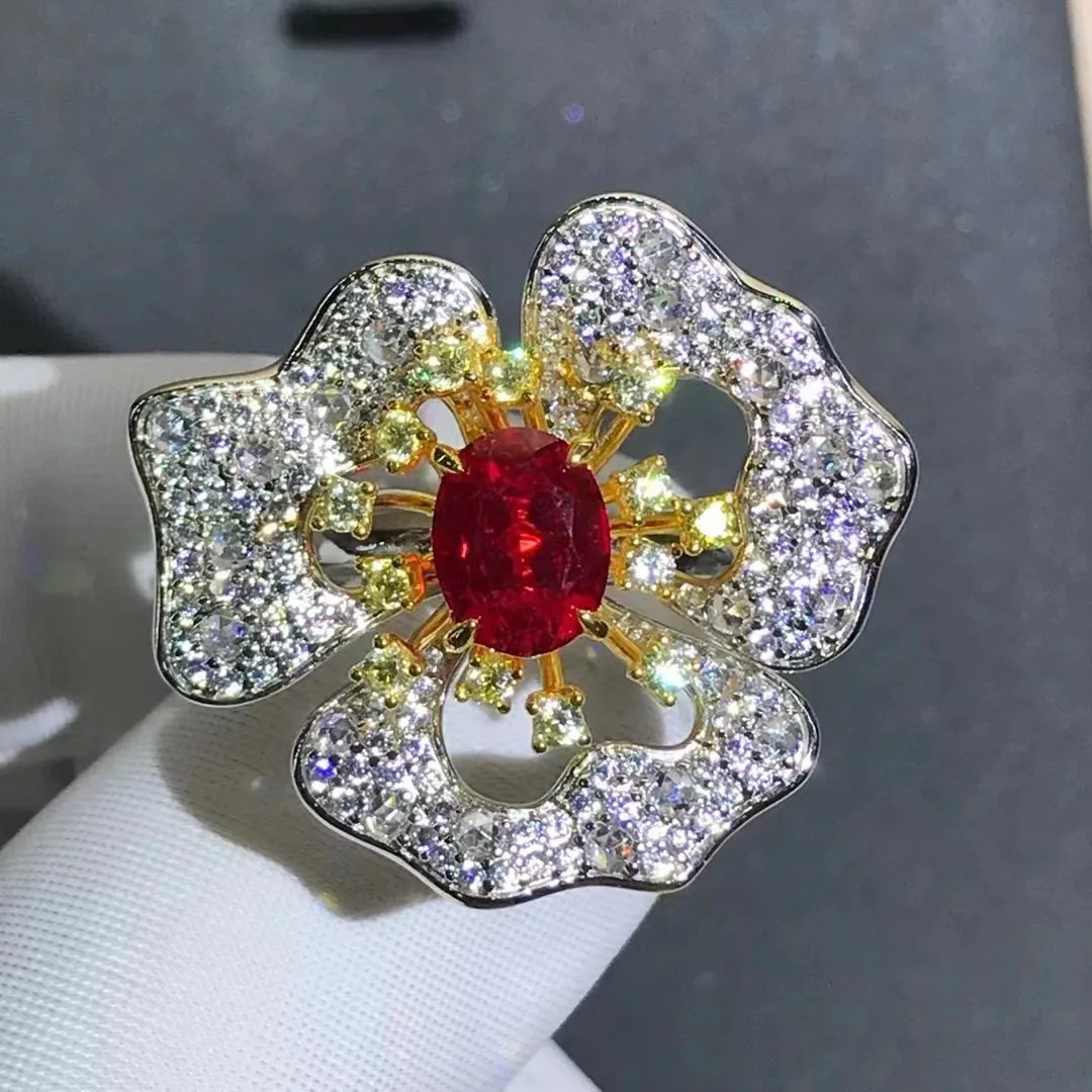 Free Delivery 925 Sterling Silver Women's Guangzhou Luxury vip Red Diamond Ring Flower Knows Rings for Ladies