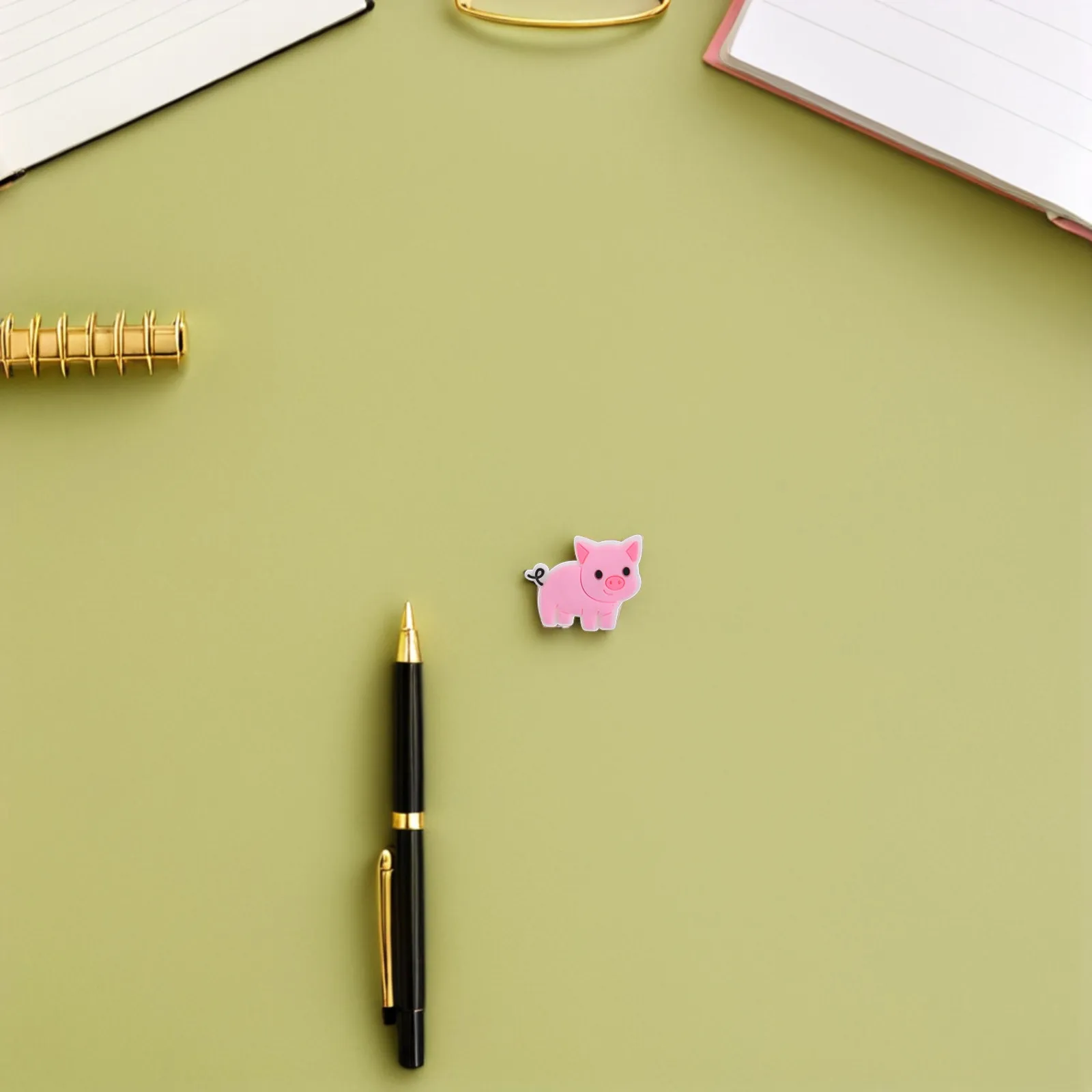20Pcs Pig Pencil Clip Topper Detachable Soft PVC Cartoon Pencil Charms Classroom Rewards School Supplies for Students
