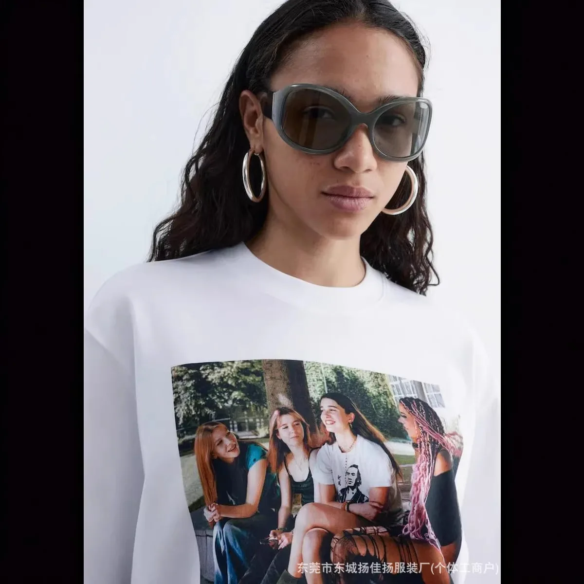 Vintage Group Photo Print Cotton Tee - Women's Loose Fit Crew Neck Nostalgic T-Shirt Sweet Lady Girls Oversize Streetwear Unique