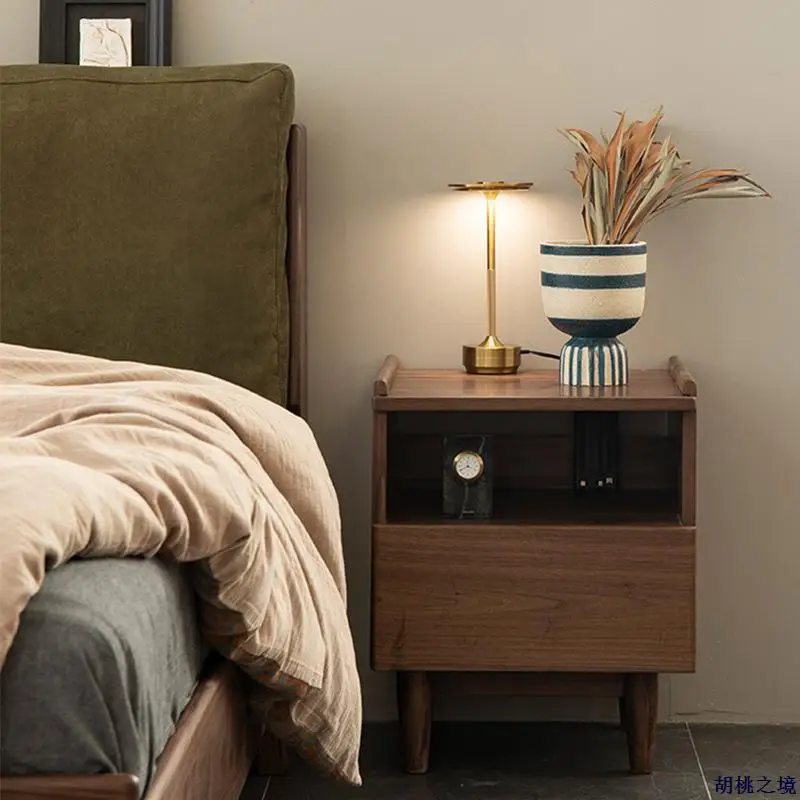 Stolik nocny z czarnego orzecha amerykańskiego, meble do sypialni z litego drewna, nowoczesny, prosty, mały stolik nocny z szufladą.