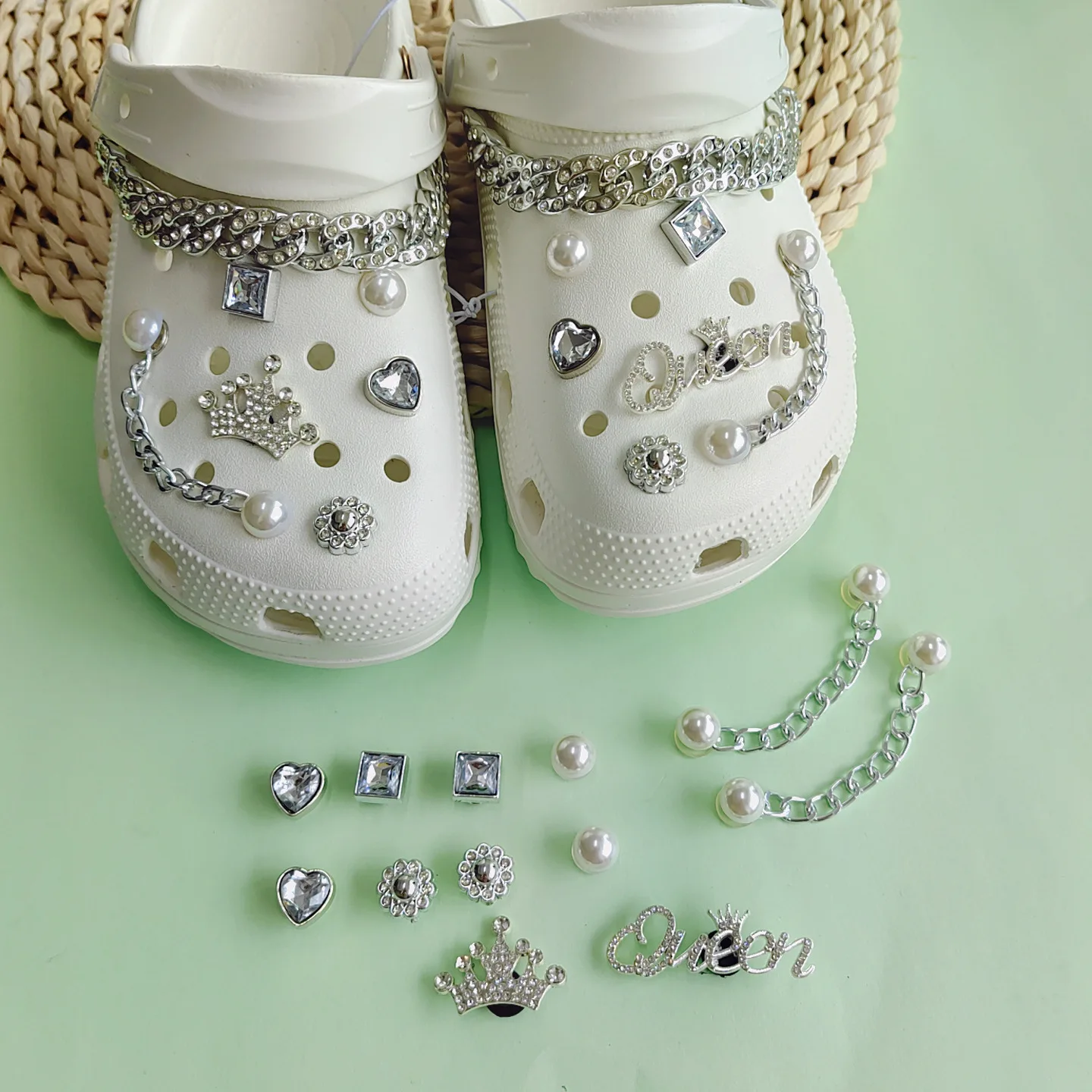 

Silver Crown Letter Hole Shoe Charms Accessories Shoe Buckle Diamond Pearl Shoe Flower DIY Shoes Decorations