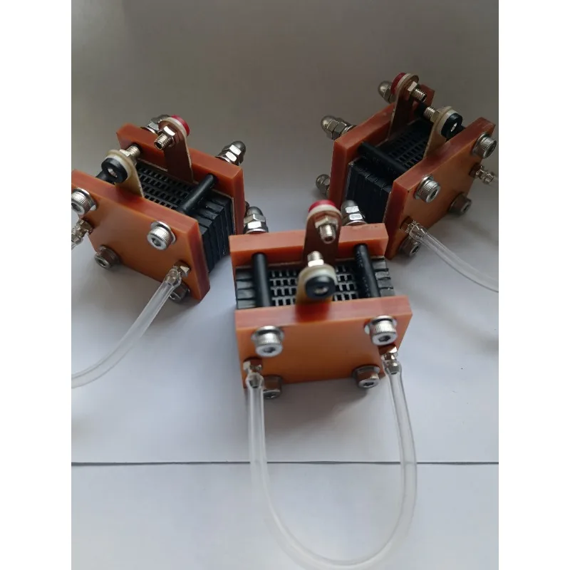 2W hydrogen fuel cell, proton exchange membrane fuel cell, self-breathing stack, fanless