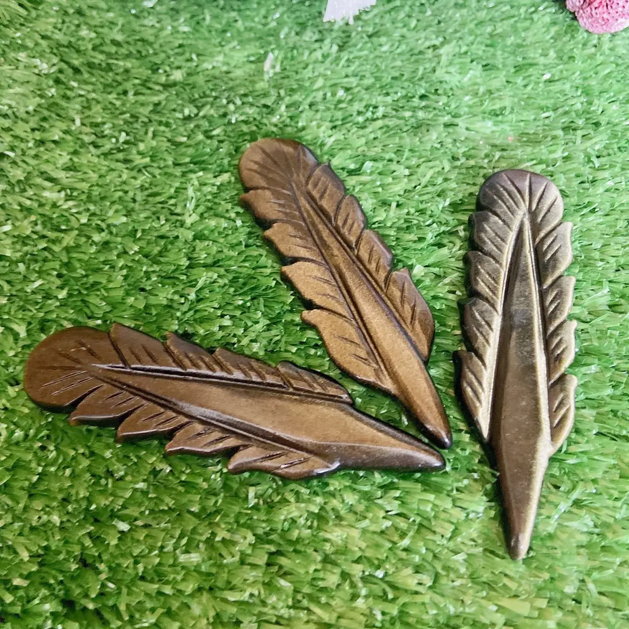 10-11cm Natural gold obsidian gem carved angel feather Hand Carved Healing Stones Decor Gifts Natural Quartz Crystals 1pcs