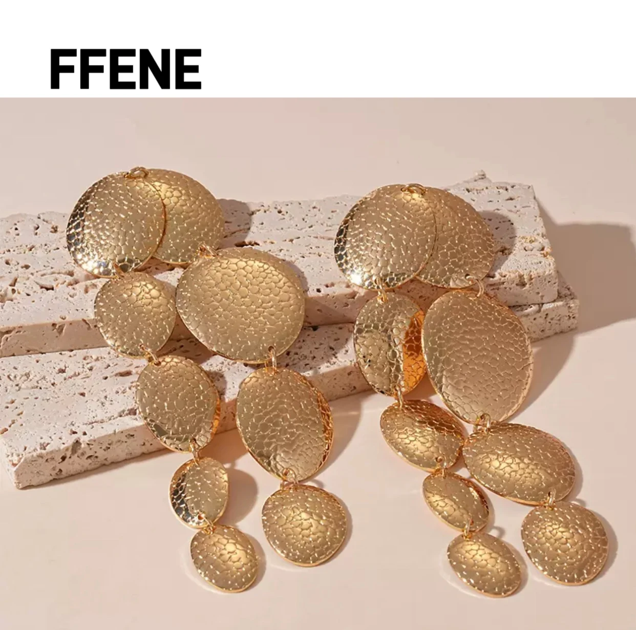 

European and American bestseller, metal-like oval texture, smooth surface, long style, tassel earrings, personality, temperament