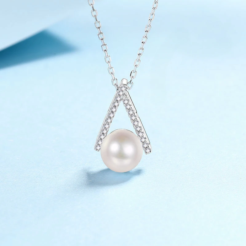 Classic Solid PT950 Platinum Reverse V 0.11ct Real Moissanite Necklace for Women Wedding 8mm Pearl Pendant Natural Freshwater