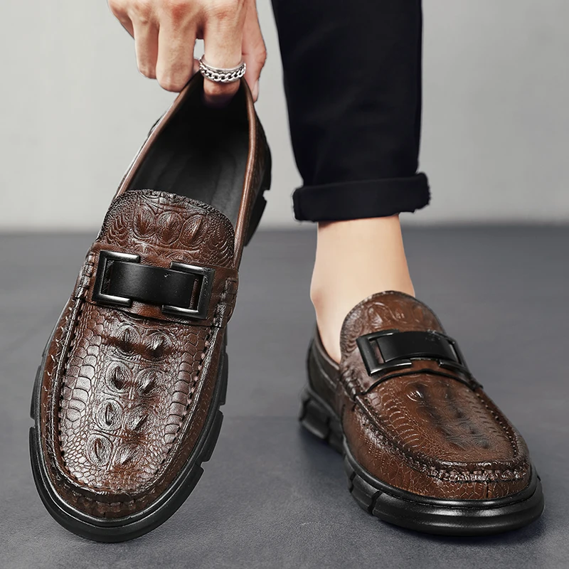 Leather Embossed Leather Loafers Men Shoes Thick Soled Metal Buckle Decoration Breathable Non Slip Business Leisure Men Shoes