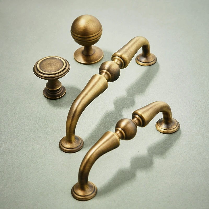 

OK3-European Brass Cabinet Pulls Door Handles Antique Light Luxury Drawer Wine Shoe Retro Nordic Handles for Furniture Hardware