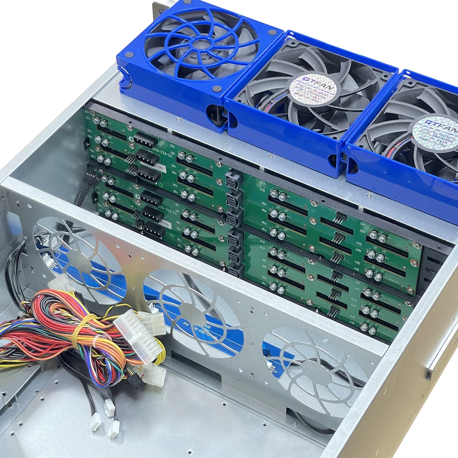 ZhenLoong 4U 24 Bay Rackmount Server case Disco rígido Chassi de armazenamento hot-swap SAS SATA com backplane de 12 Gb SFF8643 Interface de dados