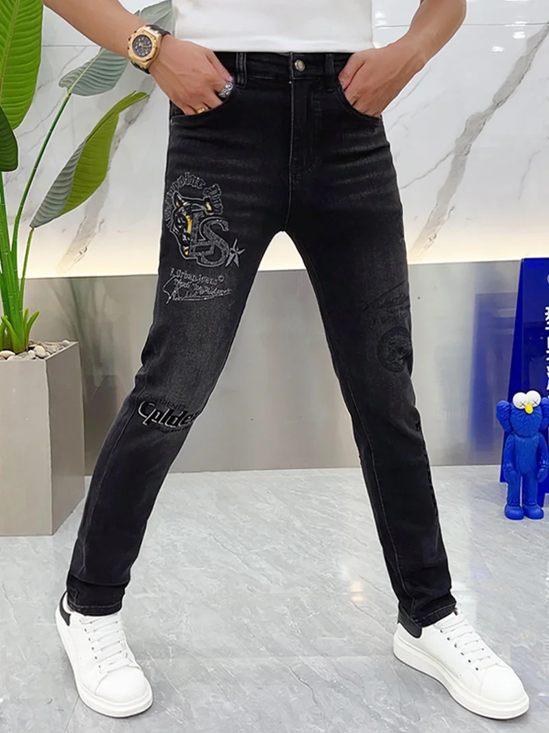 

Heavy Embroidery Slim Fit Men's Jeans Bla Versatile Long Pants Faionable Trendy Casual High Waist Zipper Closure High Str...