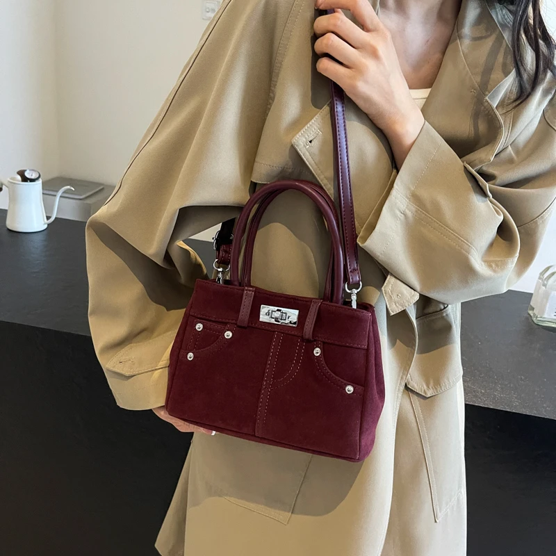 

Retro Suede Solid Color Shoulder Bags for Women 2025 New High Quality Fashionable Versatile Sewing Thread Crossbody Bags