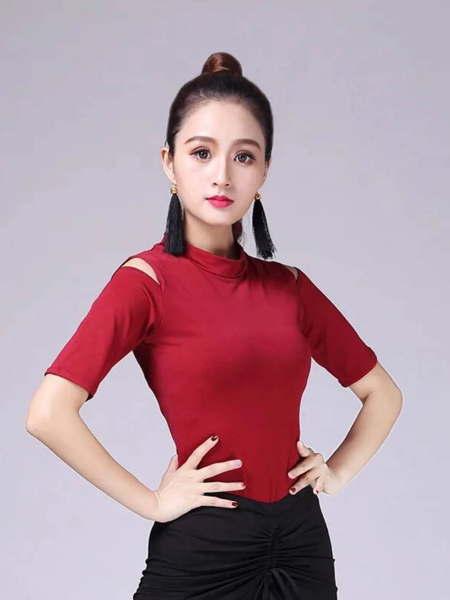 ผู้หญิงแขนยาวเต้นรําเสื้อยืดละตินหญิง Elegant หญิง SLIM FIT การแข่งขัน TOP สีทึบ Tango POLE เสื้อผ้า