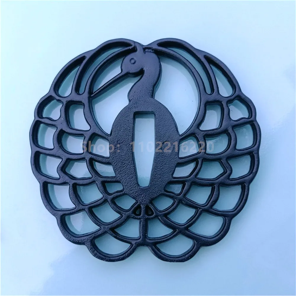 

Exquisite Alloy Material Parts Guard Tsuba Handguard For Japan Ninja Real Japanese Samurai Katana Tanto Wakizashi Fittings