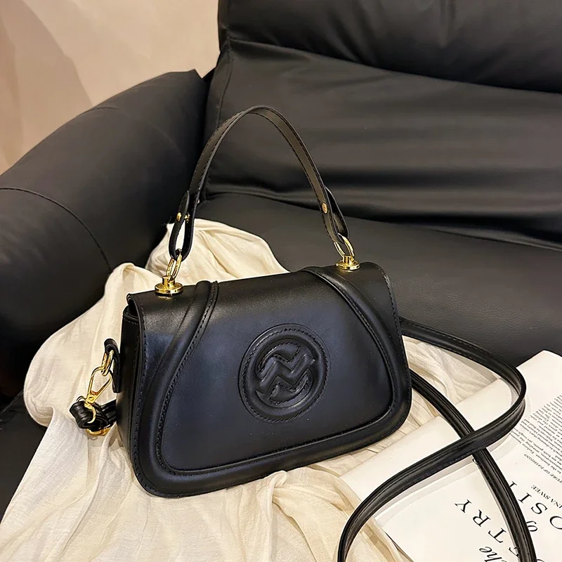 

Chic Leather Handbag For Women Crossbody Bag Shoulder Bag Messenger Style Elegant Luxury Brand Famous Designer Ladies