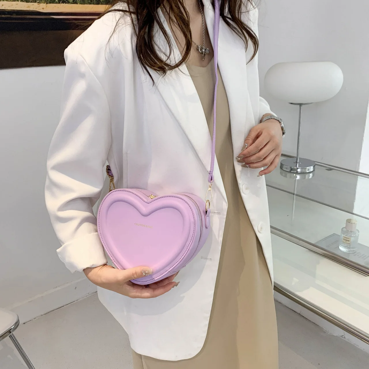 Fashion Heart Shape Crossbody Shoulder Bags For Women New Solid Pu Leather Casual Ladies Handbags Luxury Designer Women Bags