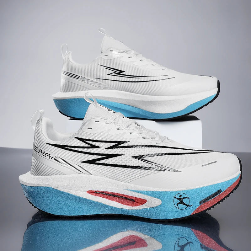 

Новые мужские и женские спортивные кроссовки для бега 2026 года: дышащие, легкие, удобные, с карбоновой подошвой и воздушной подушкой.