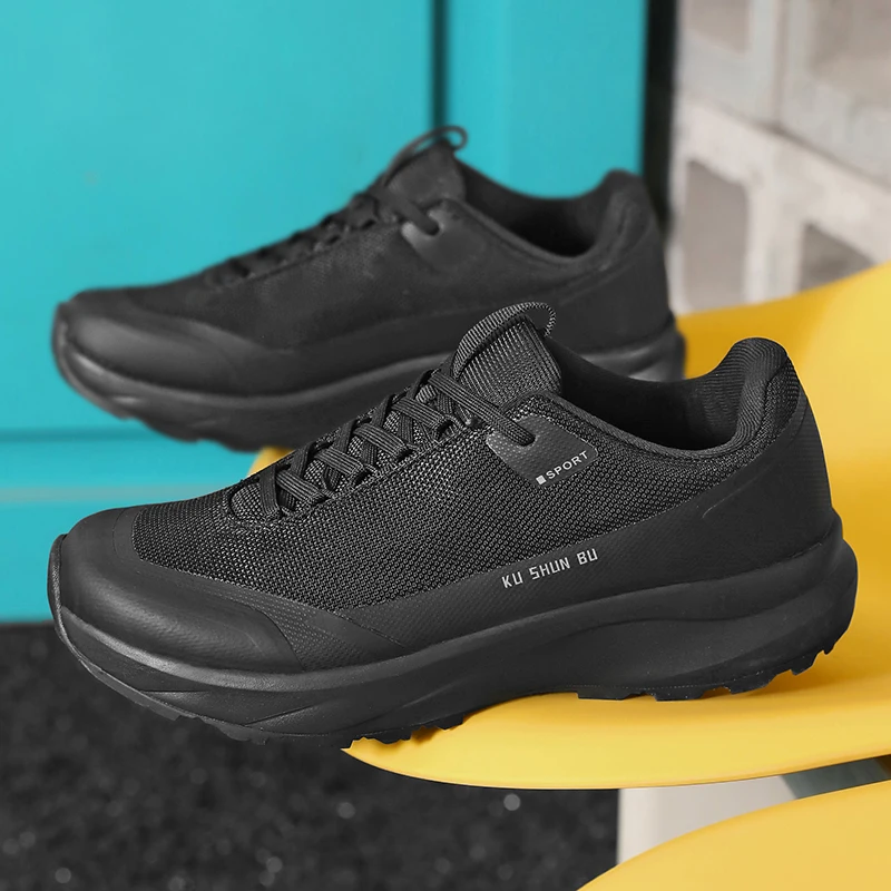 

2026 Men Beige Blue Outdoor Sports Shoes Mens Designer Walking Shoe Man Non-Slip Athletic Shoes
