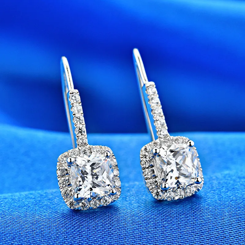 

Premium PT950 Platinum Diamond Earrings Four Claws Diamond Moissanite Earrings Fashion Charming Women's Earrings