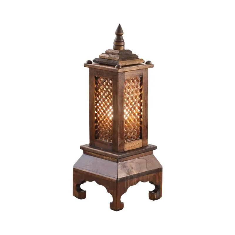 Southeast Asian style Thai antique style lamps and lanterns in bedrooms, solid wood bedside lamps, Thai retro night lights, bamb