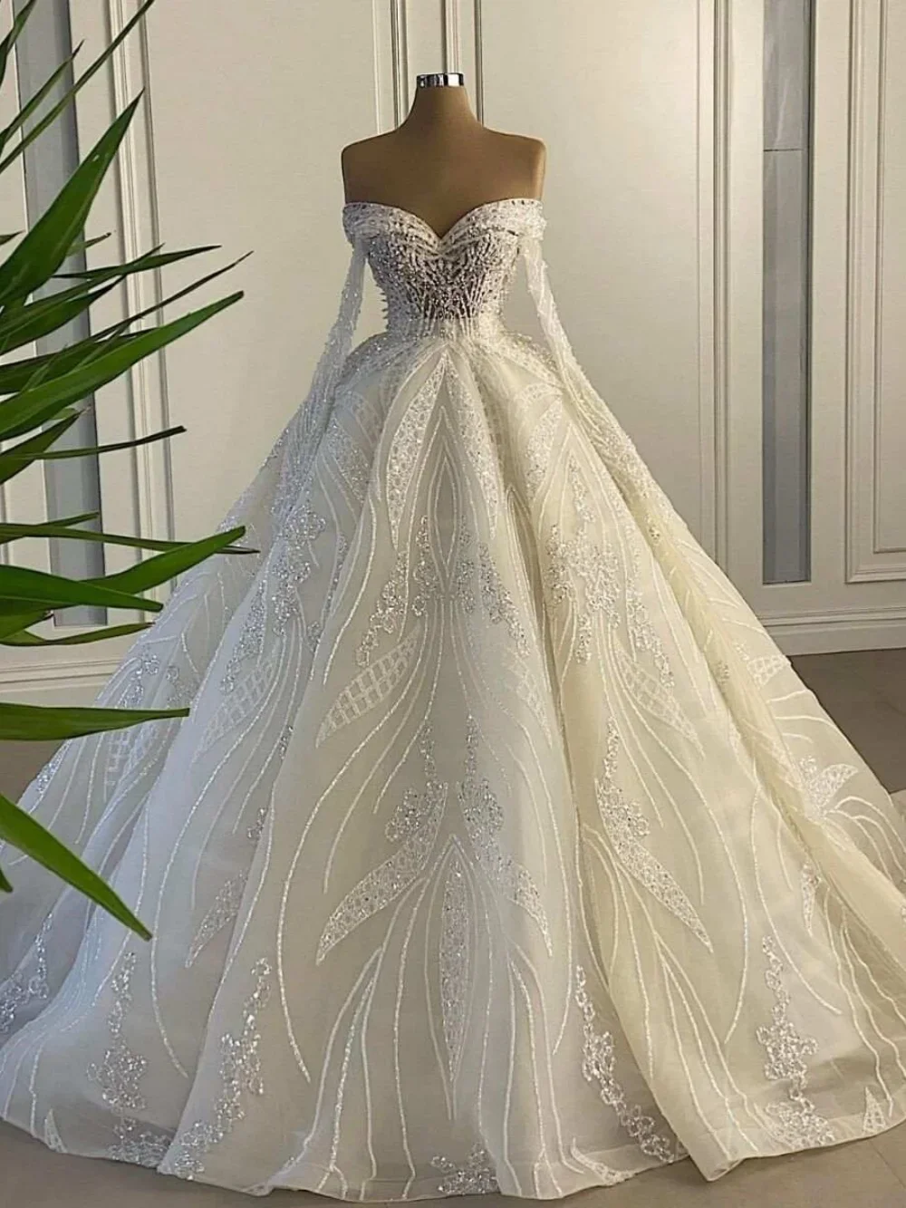 

Customized Exquisite Ball Gowns Long Sleeve Wedding Dress Beaded Sequins Off Shoulder Tulle Bridal Dresses Vestidos De Novias