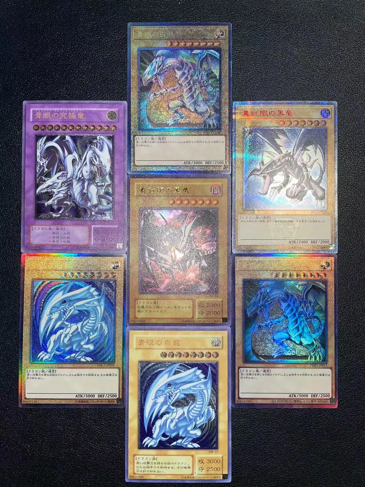 Yu-Gi-Oh Blue-Eyes White Dragon/Red-Eyes Black Dragon Children's anime cartoon game card toys collection gift(Not Original)