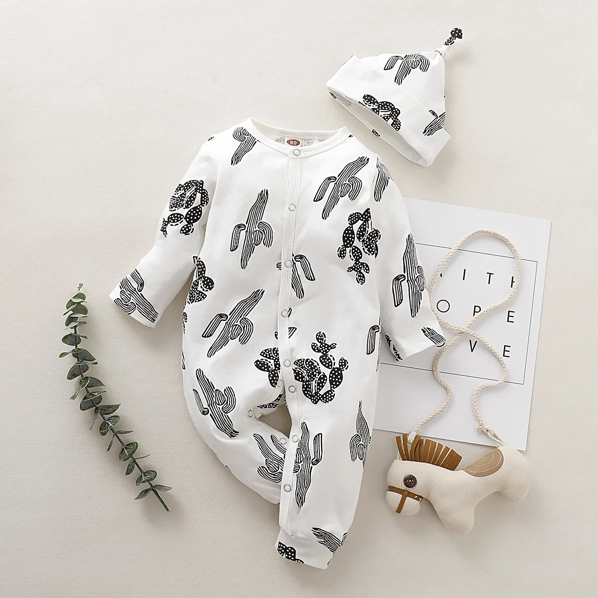 

Autumn And Winter Infant 0-1 Years Old Baby Boys Cactus Print Long Sleeves Bodysuit With Hat