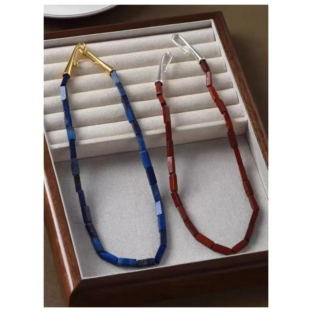 

Hand Beaded Natural Rectangular Red Stone Necklace Autumn Winter Women High-end Necklace Jewelry Light Luxury Niche Accessories
