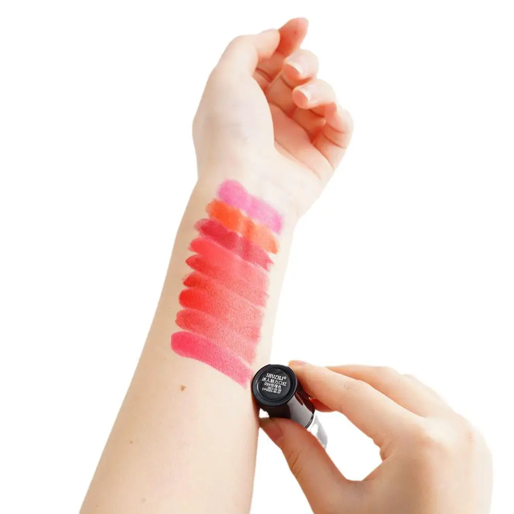 หลอดกลมลิปสติกให้ความชุ่มชื้นลิปบาล์มสีติดทนนานไม่ซีดจางเครื่องสําอางสําหรับสวมใส่ทุกวัน Hydrating Nourishing